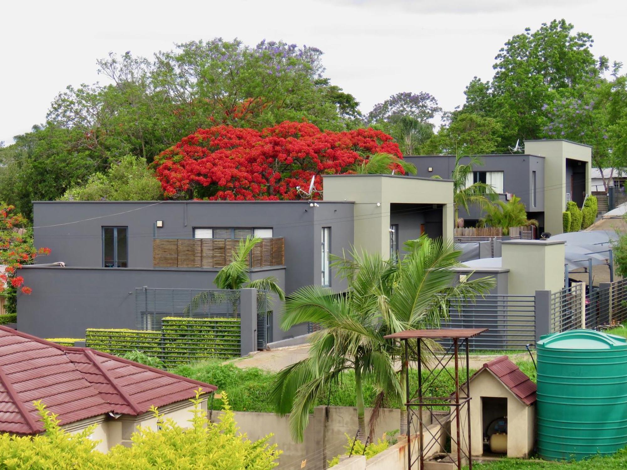 The Executive - Exclusive Self-Catering Apartments - Ezulwini Exterior photo